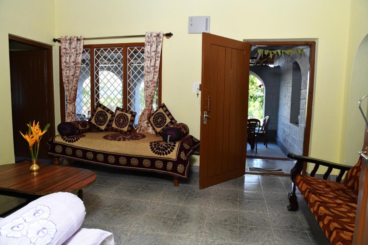 Homestay Nature - Hill Mountain View & River Access Sakleshpur